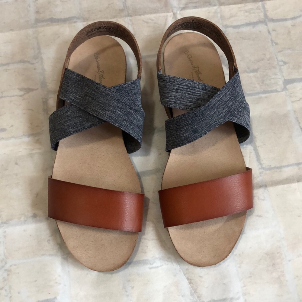 Sandals Size 8